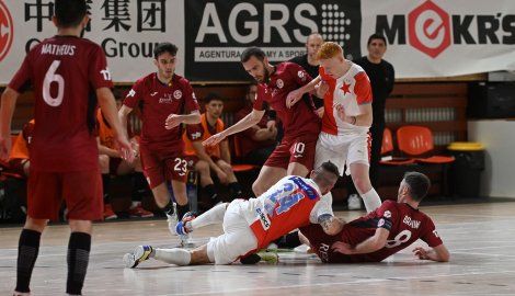 SOUHRN KOLA: Futsalové derby „S“ nerozhodně. Sparta se udržela před Slavií