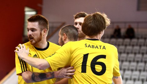 Nejzbach jede hrát o play off do Brna