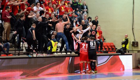 Chrudim a Slavia slaví postup do semifinále