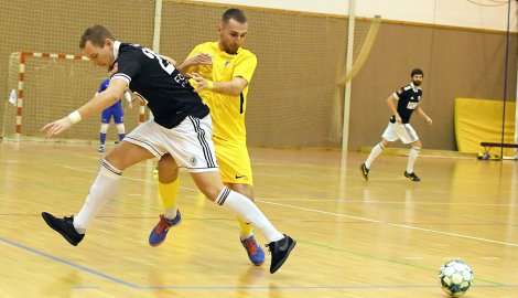 Futsalisté Dynama porazili Mělník a mají první výhru v sezoně
