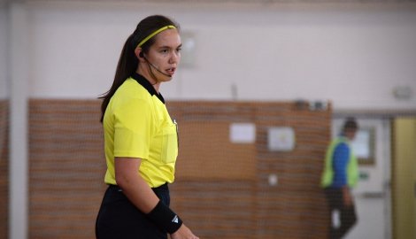 Historický milník. Zápas 1. Futsal ligy poprvé odřídí žena. Na Spartu míří Alice Vévodová