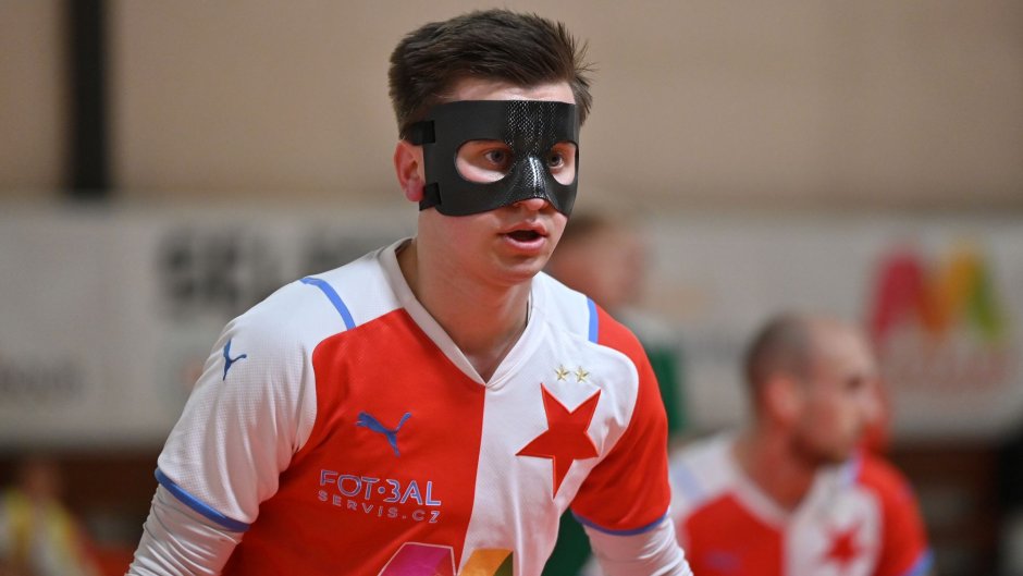 Filip Havrda bude hrát s maskou i v semifinále