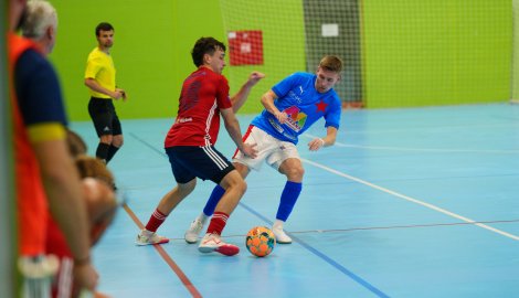 Mělník nad Slavií vedl o tři branky, ale v závěru zachraňoval remízu