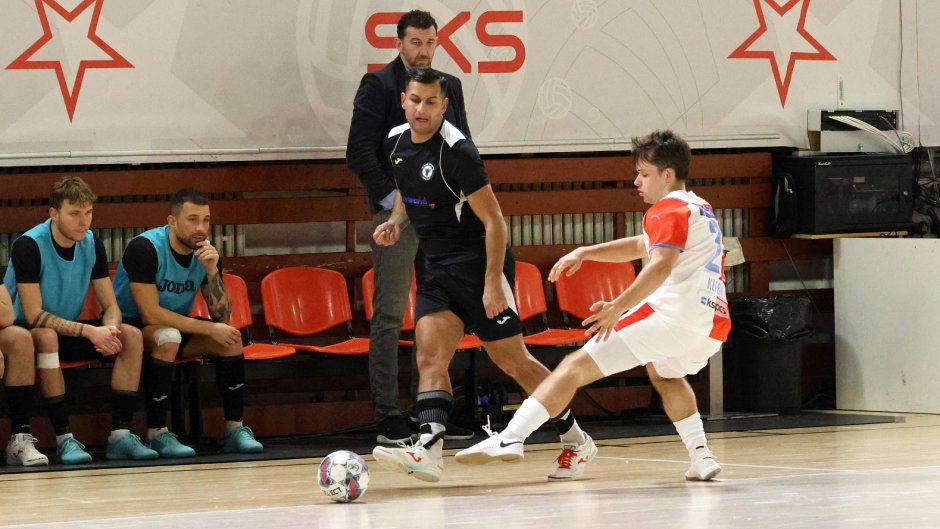 Chomutov hlásí kolumbijskou posilu, Krok se vrací do Kadaně, Fořt končí v Plzni